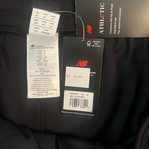 New Balance Men's Black Joggers with Blue Panel